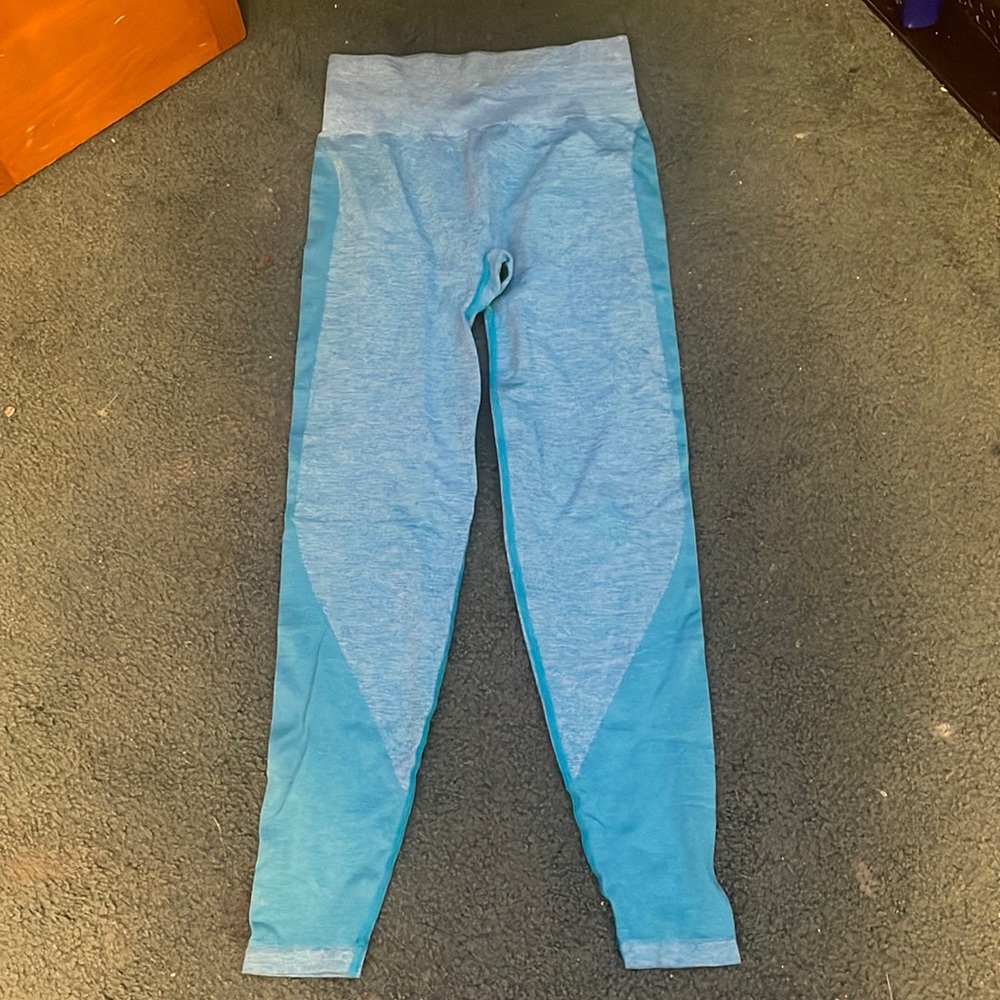 pink brand, blue seamless leggings size small